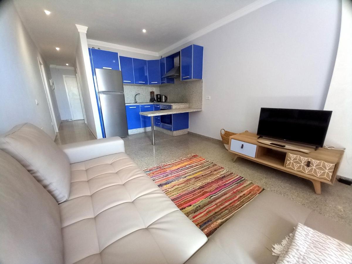 Playa Chica Views Apartment El Médano Екстериор снимка